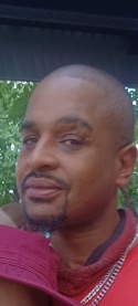 Picture of Leon Mason Picture of Leon Mason